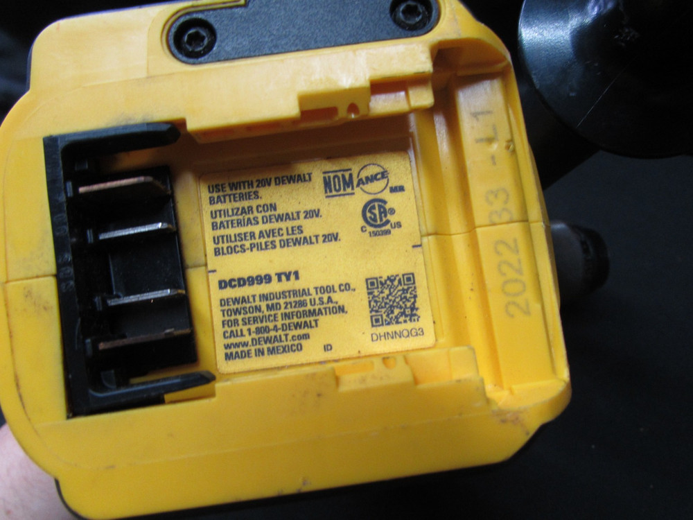 DeWalt Hammer Drill Driver With Handle Tool Only DCD999 ~ SF