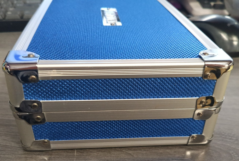 Vaultz Locking Supply Box-Blue