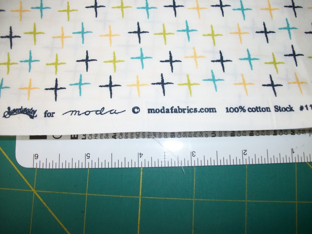 MODA GEOMETRIC  PATTERN 100% COTTON FABRIC PIECES APPROX 2 YDS see description