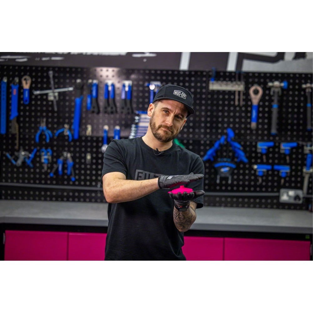 Muc-Off Collapsible Silicone Funnel 20343