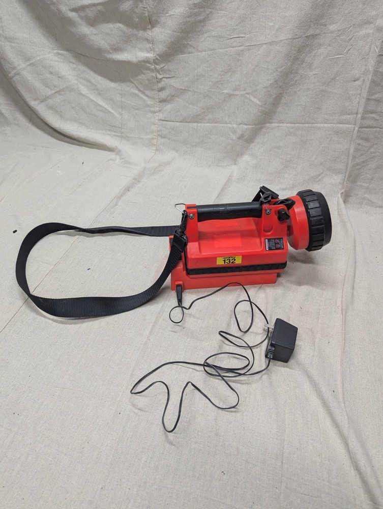 Streamlight LiteBox EMS Firefighter Flashlight With Charger