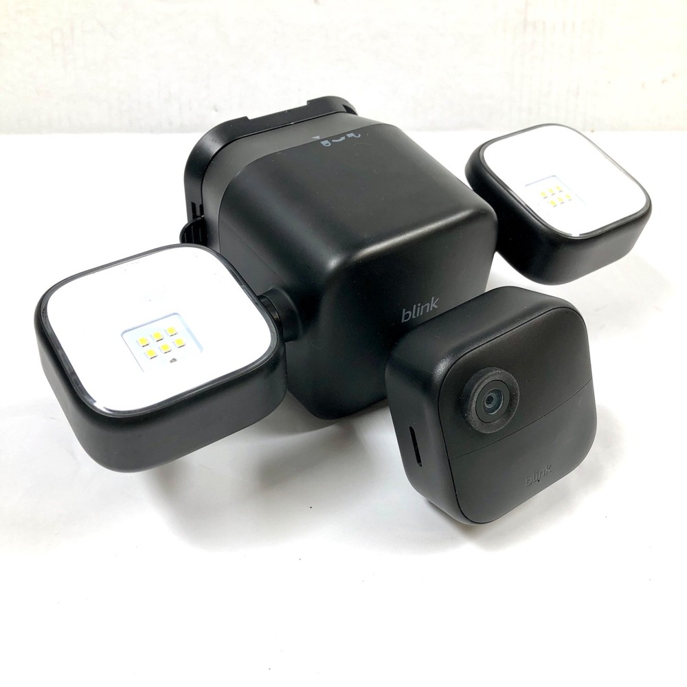 Blink Outdoor 4 Floodlight Wireless Security Camera, Black