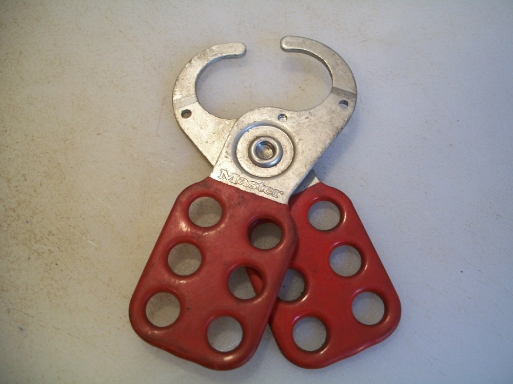 Master Padlock With American Lock Extension Accessory With Key