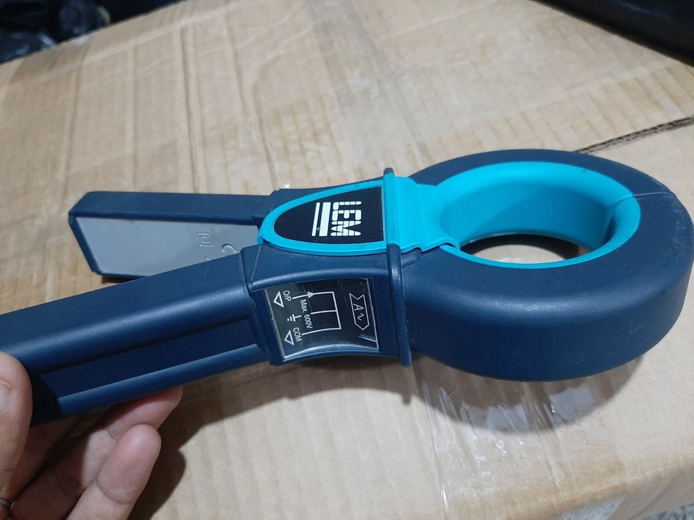 LEM CURRENT PROBE Max 600V