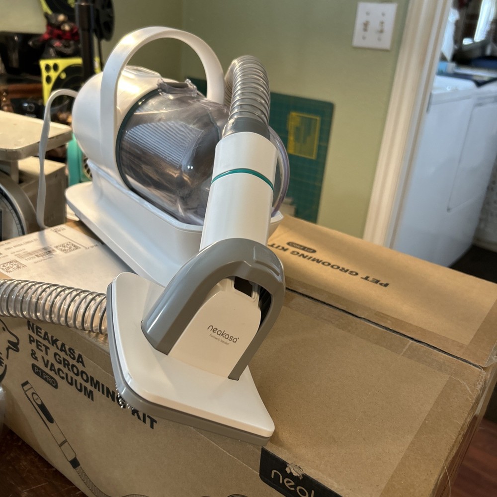 Neakasa Pet Grooming Kit