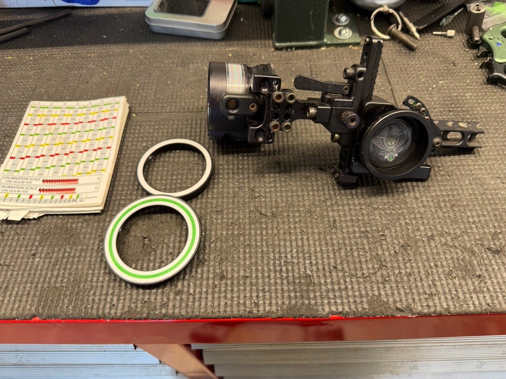 Spot Hogg Triple Stack Nock On Archery Bridge Lock Cut