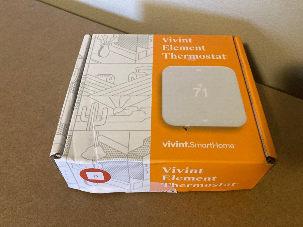 Vivint Element VS-ELEM02-001 V2 Smart Thermostat