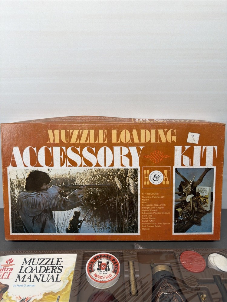 Vintage Sealed H&A Muzzle Loading Accessory Kit W/ Embossed Gun Power Flask Ms4