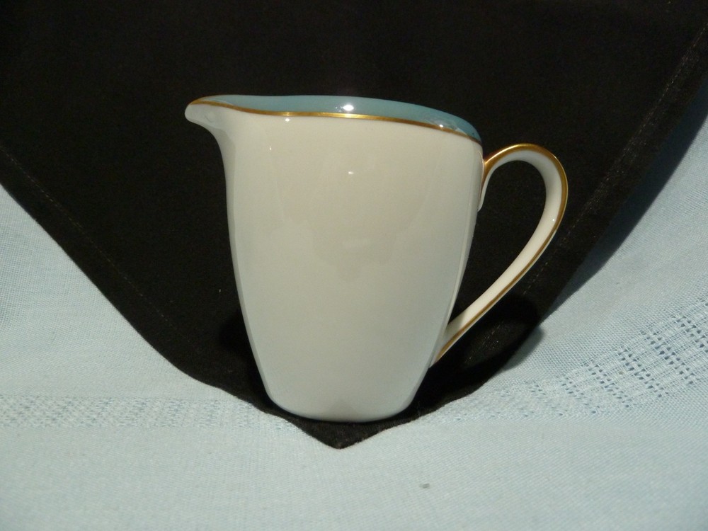 Scherzer Spring Blue Creamer