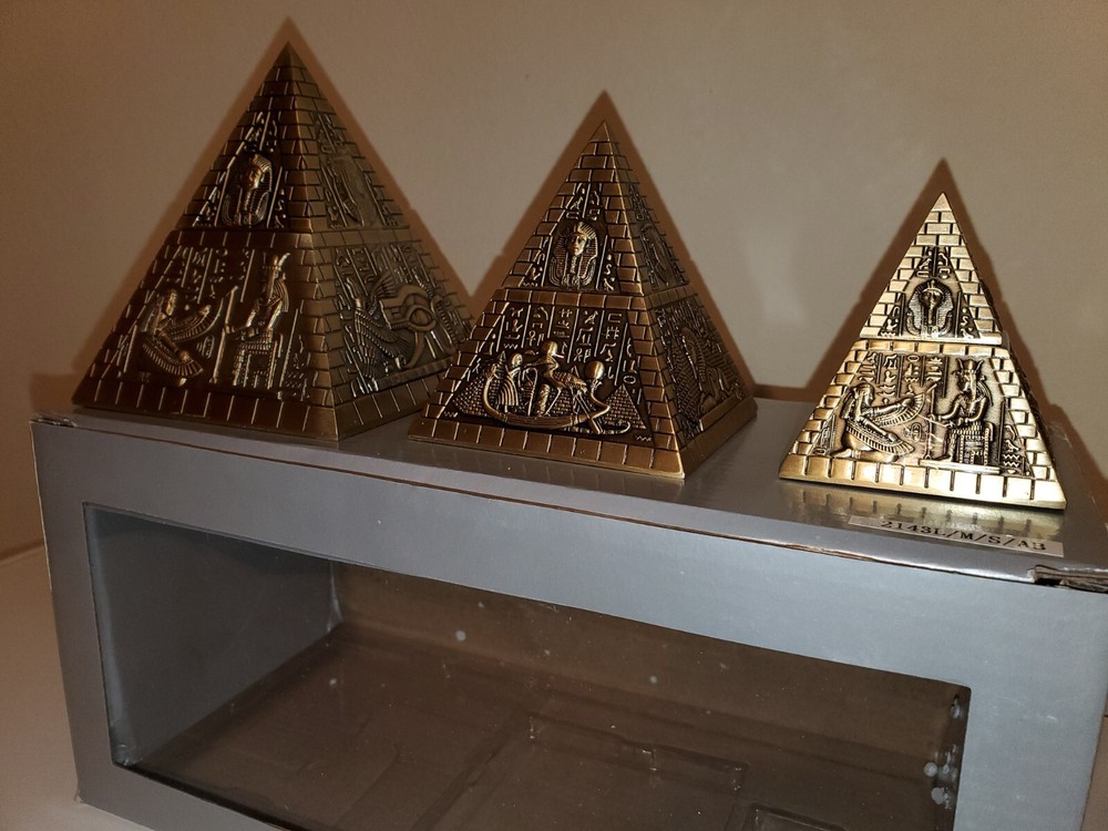 Metal Egyptian Pyramids Sculptures Set (3 Pcs)