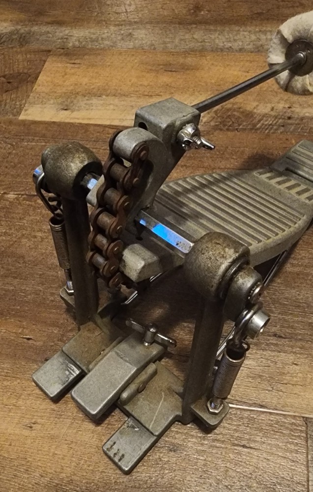 Single Bass Drum Pedal / Fully Functional