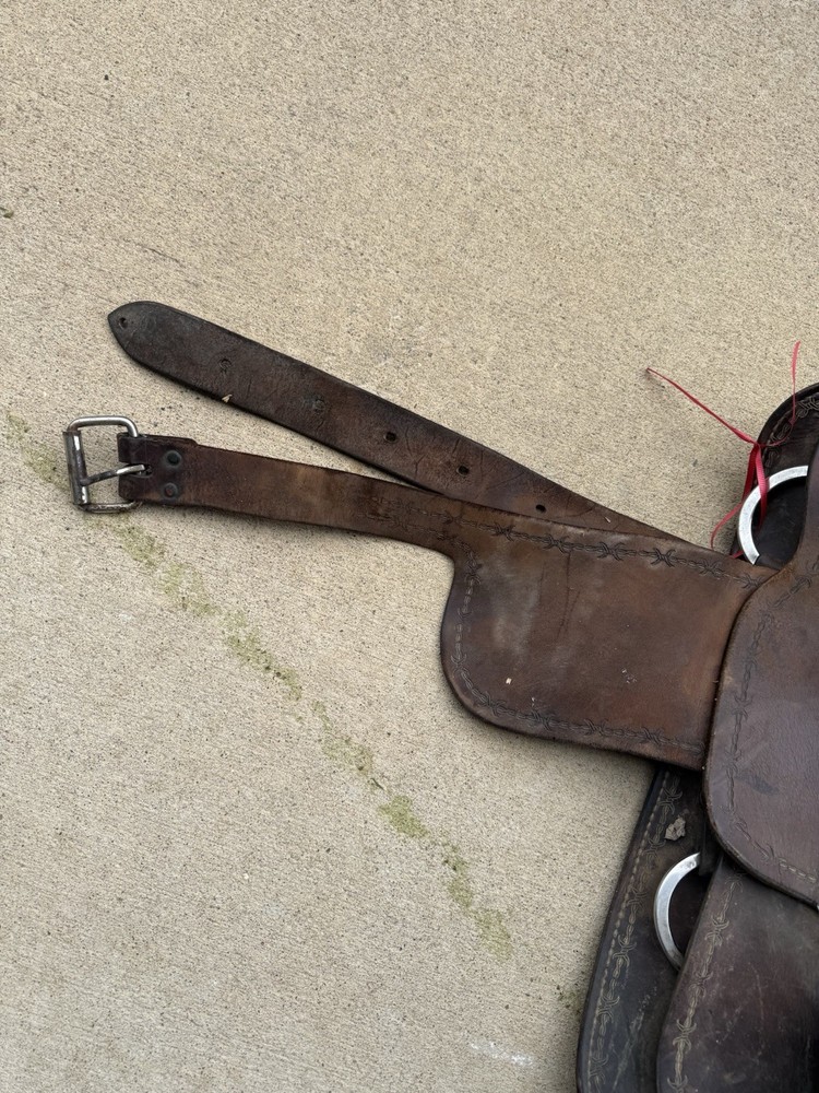 BILLY COOK SADDLE VINTAGE HORSE LEATHER - Unknown size (read Description)
