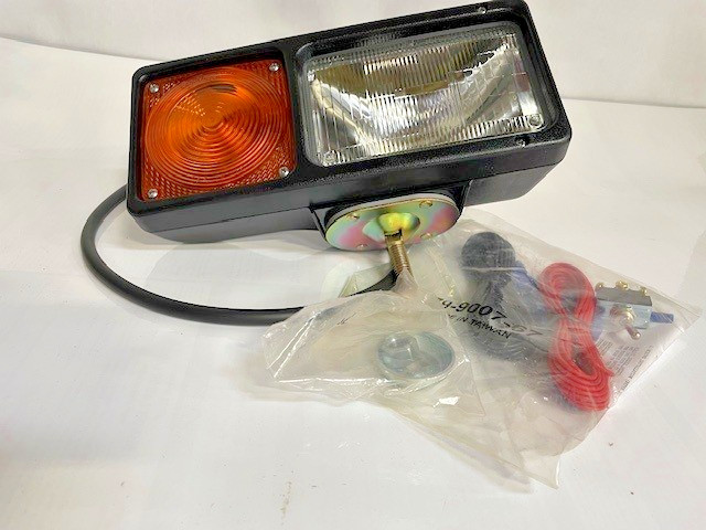 GROTE PER-LUX 6425 SNOW PLOW LIGHT RIGHT