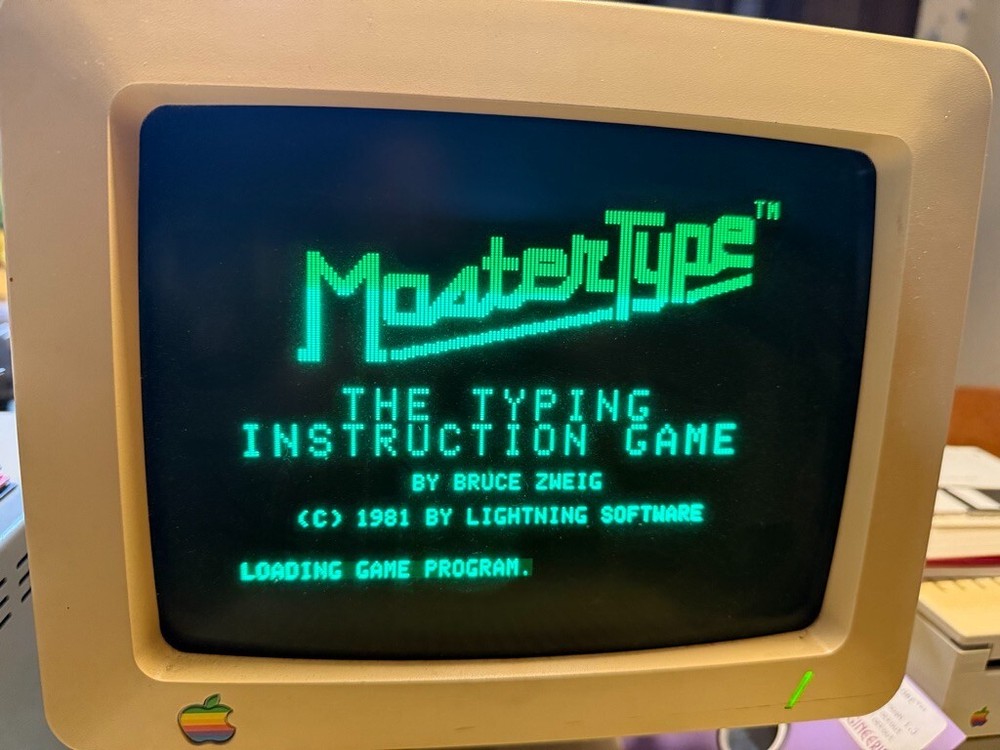 Apple 5.25 Software - MASTERTYPE + Key Perfect.. tested to work on Apple 2c