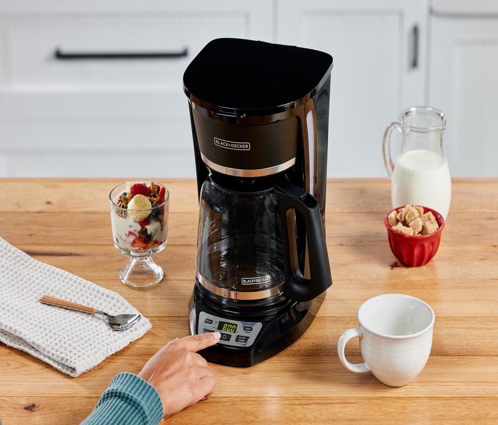 BLACK+DECKER Programmable 12-Cup Drip Coffee Maker