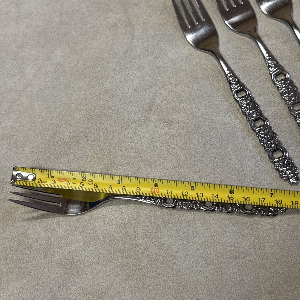 Oneida VIOLA Dinner Forks Set of 4