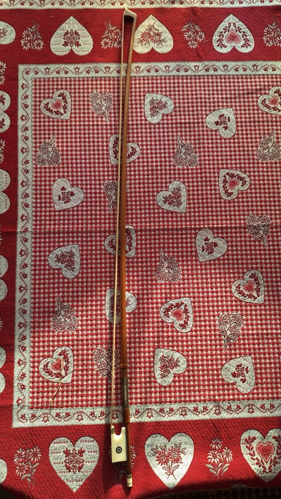 Antique violin bow 4/4