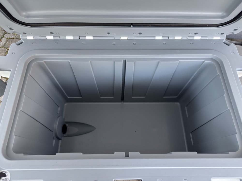 Pelican 70QT Elite White Cooler