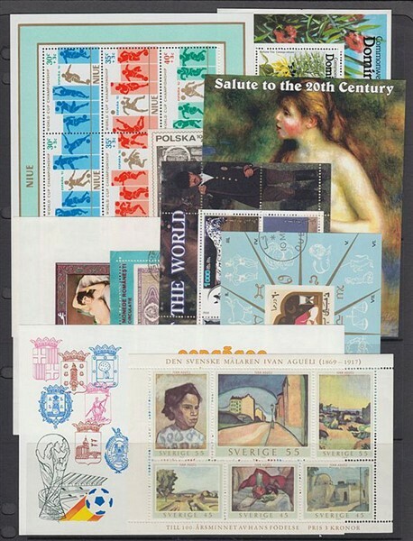 WORLD MINI SHEETS (x15) (ID:906/D37254)