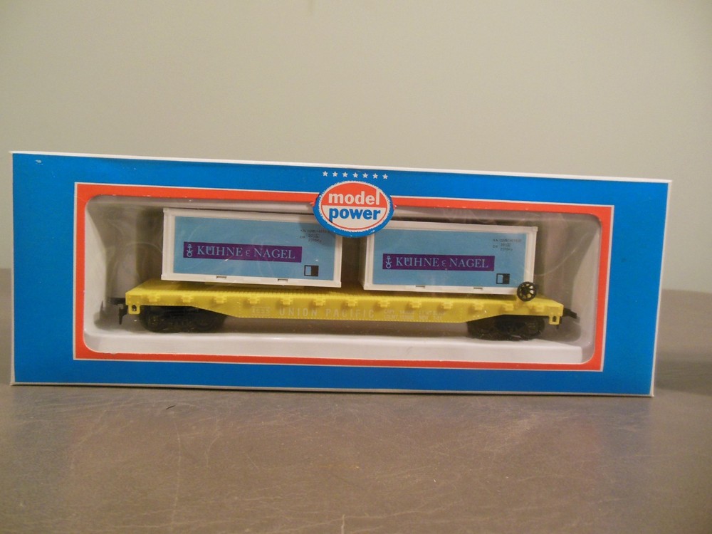 HO Model Power 1047 Silver Cloud Train Set