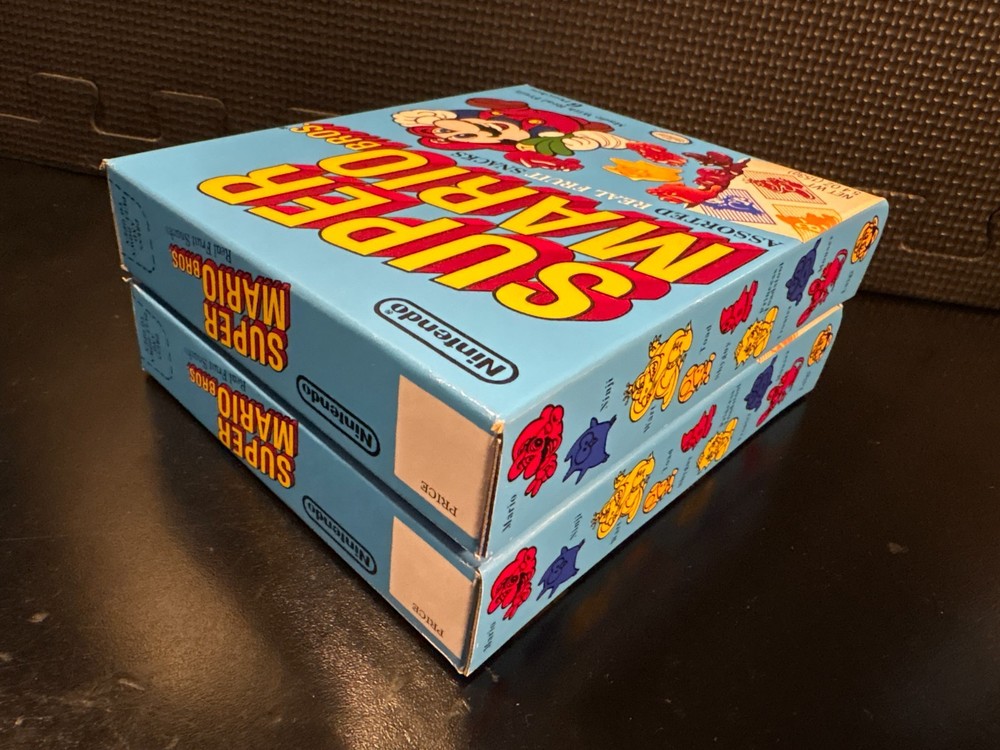Super Mario Bros fruit snacks - 2 empty custom design display boxes