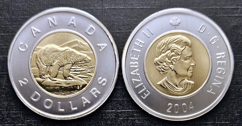 Canada 2004 Regular Specimen Toonie!!