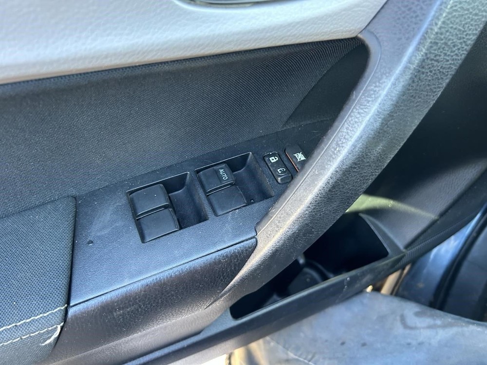 COROLLA 2014 Fuse Box Cabin 104746468