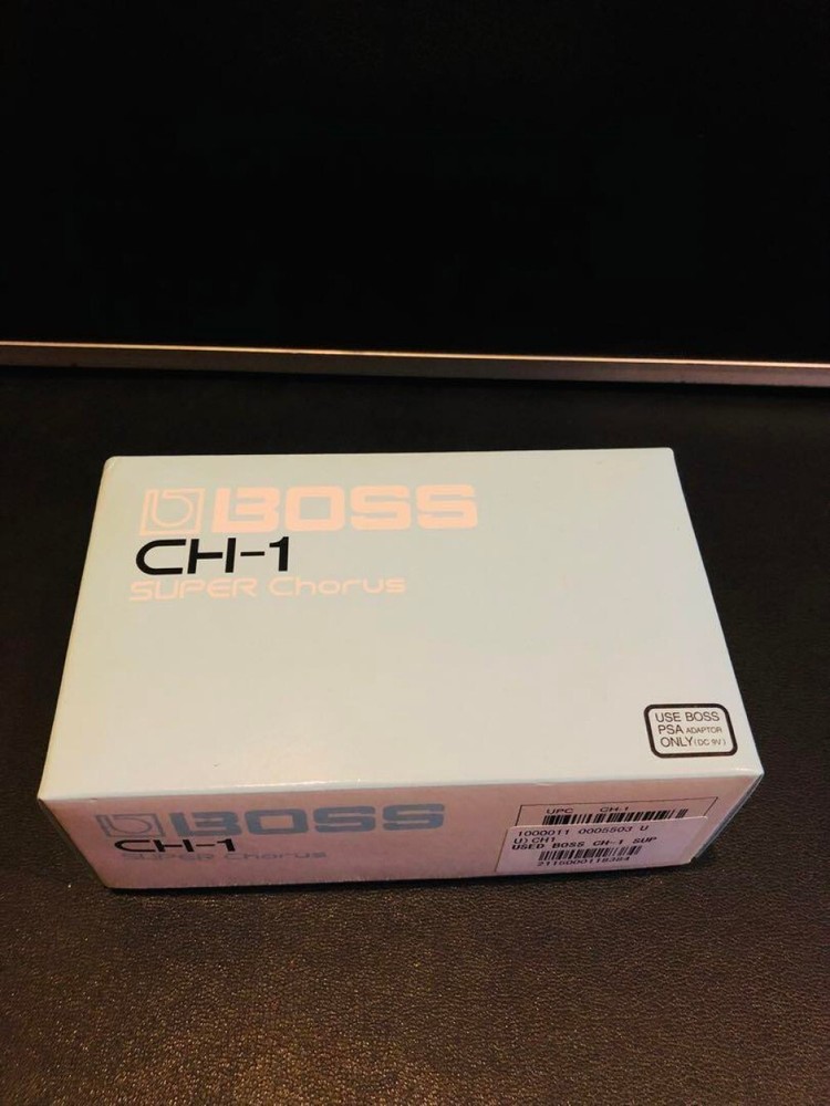 BOSS SUPER Chorus CH-1 Guitar Effector Used