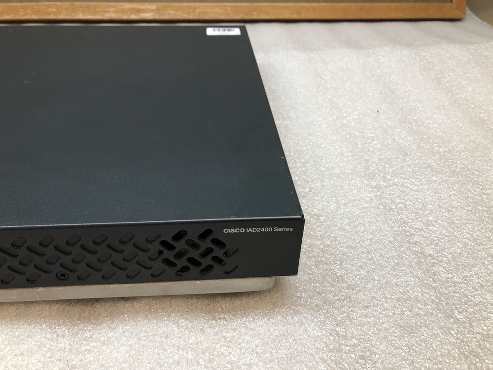 Cisco Systems IAD2431-8FXS Integrated Access Device Gateway Router