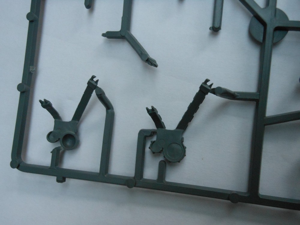 Warhammer 40K ork weapons sprue Bits incomplete sprues