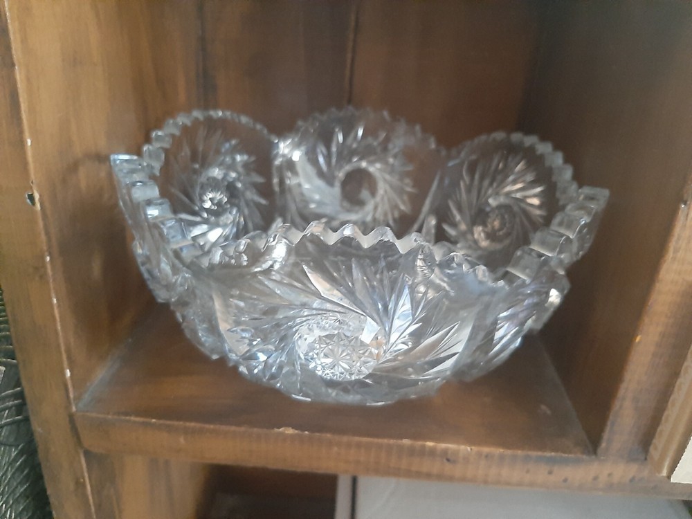 Lead crystal dish and pitcher