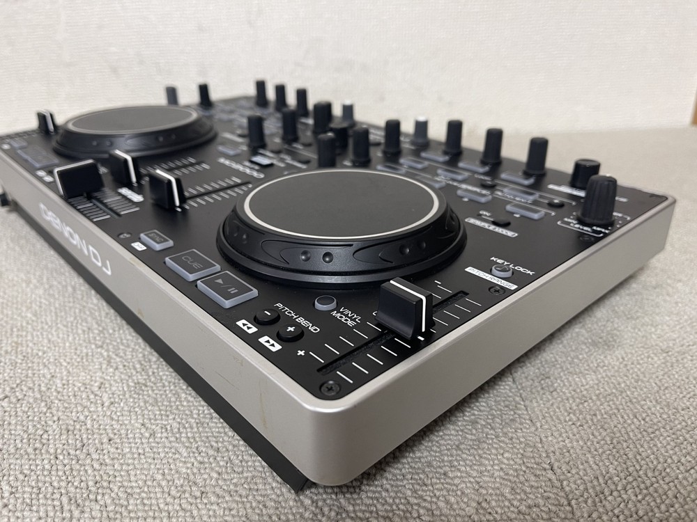 Denon DJ MC2000 2-Channel DJ Controller Black with USB Cable Tested & Working
