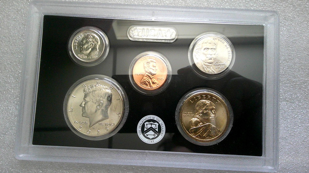 2025 Uncirculated Set, P or D Mints (10 Coins)