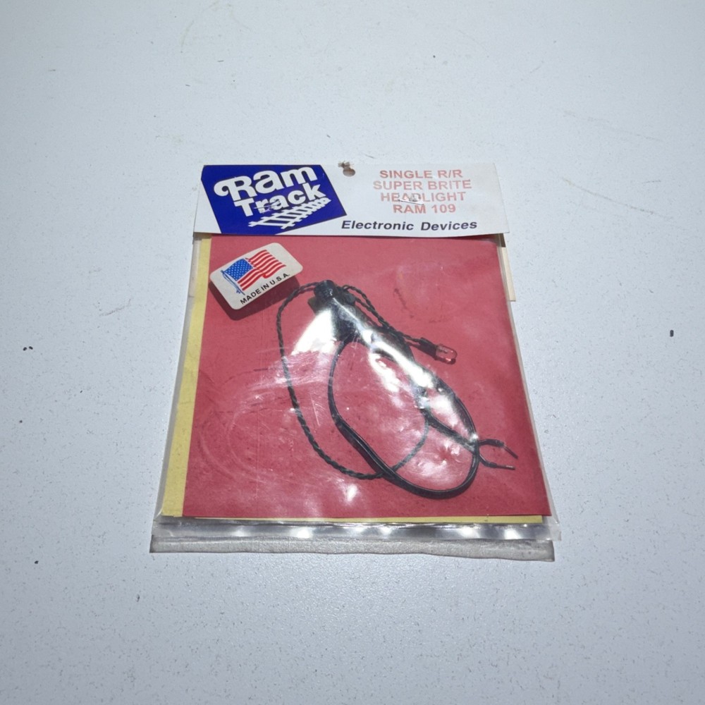 Ram Track #109 Single Super Brite Headlight NIB