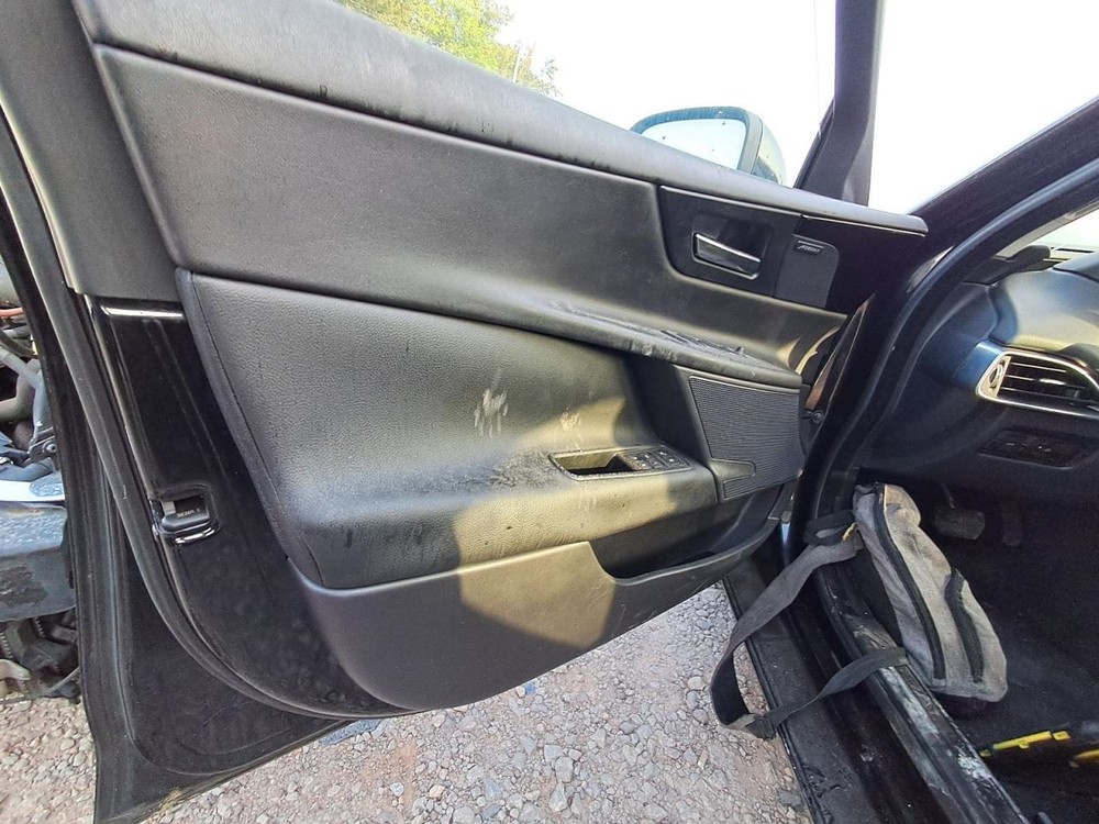 Fuse Box Engine Fits 17-19 XE 2596518