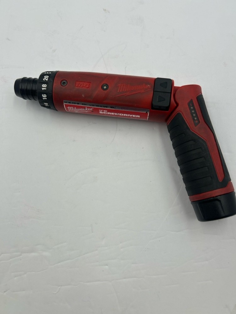MILWAUKEE TOOLS 2101-20 (B06007480)