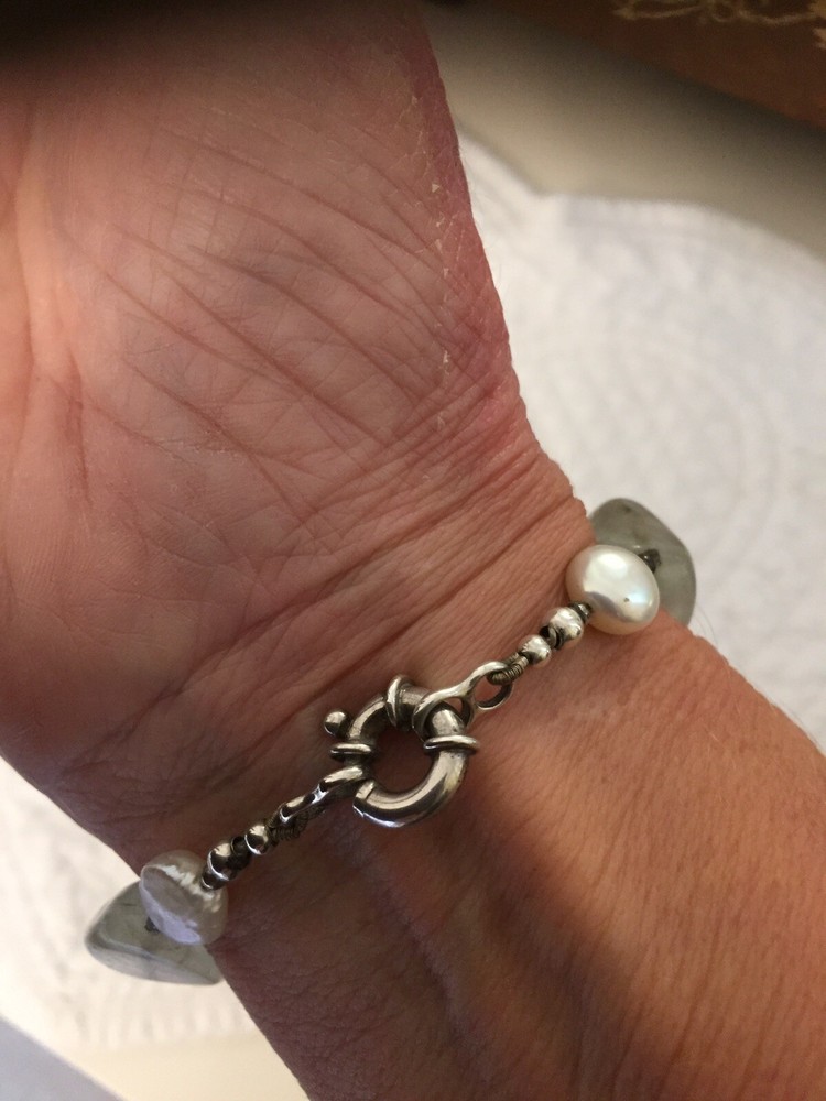 Amythyst And Green Stone Beautiful Bracelet