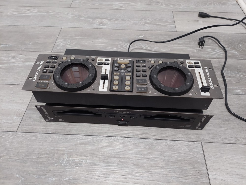 Pioneer CMX-3000 DJ Twin CD Player Rackmount Untested