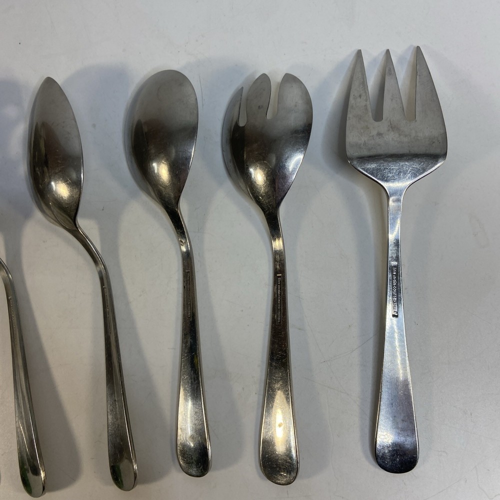 Main Course Korea Stainless Flatware Pattern MNF3 8 Piece Serving Set Silverware