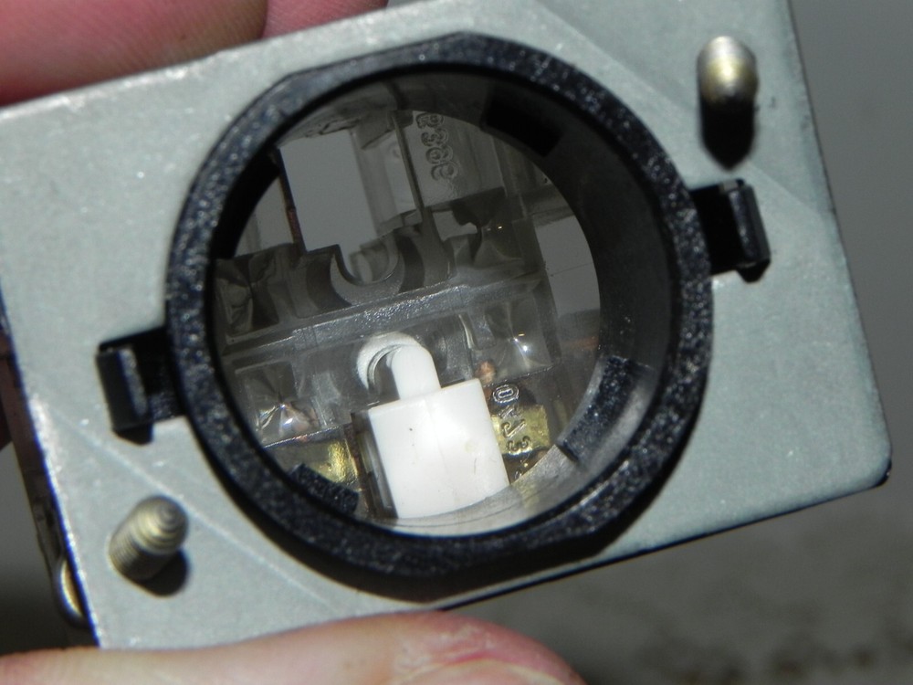 ABB SK615001A Auxiliary Contact & Black Block for Button