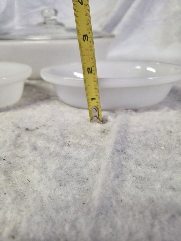 Glass bake 3 Pc Set. Needs Cleaned. See Pics