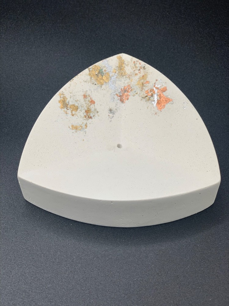 Modern and Chic Cement with Metallic Leaf Accent Scent Holder