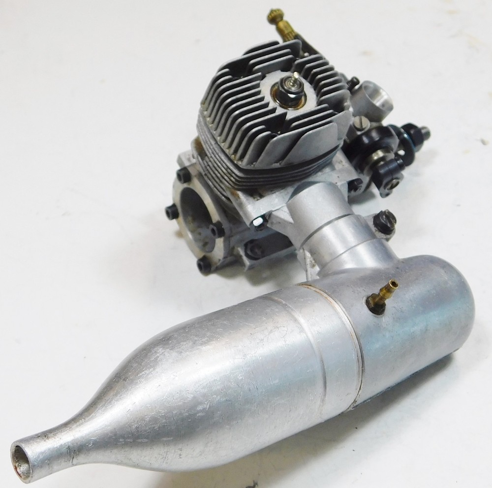 Super Tigre .40 Model Airplane Engine