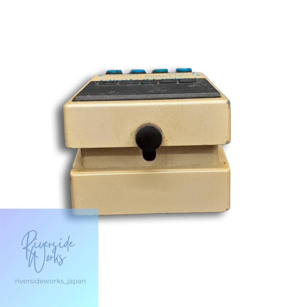 BOSS DD-3 Digital Delay Guitar Effects Pedal