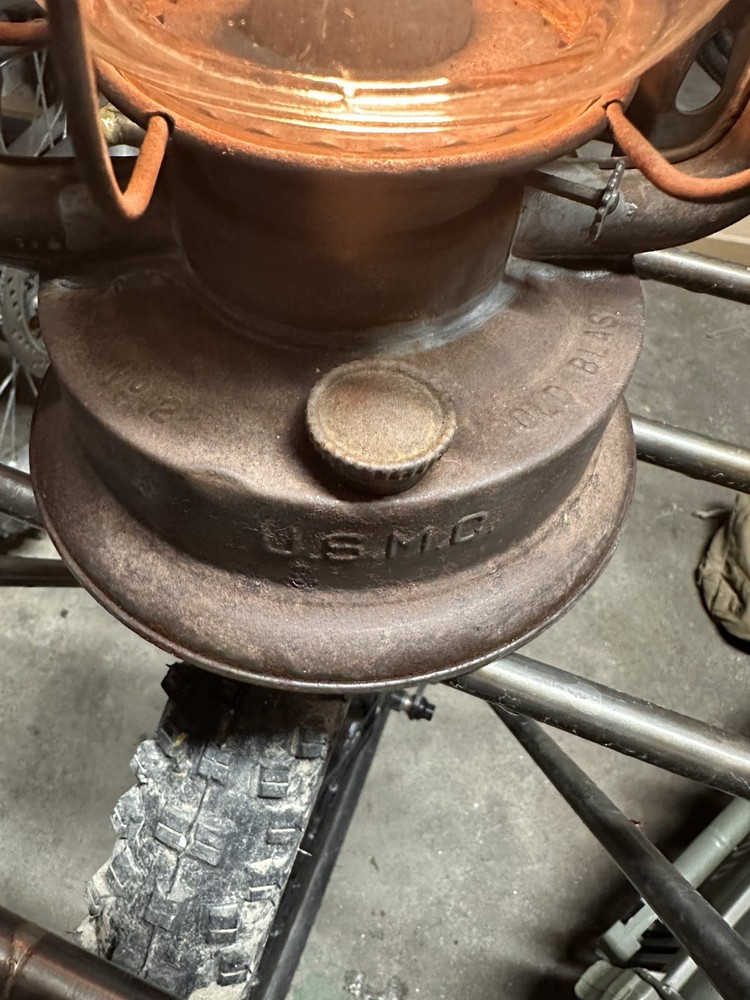 Defiance Lantern & STPG NO.2 U.S.M.C. Kerosene Lantern