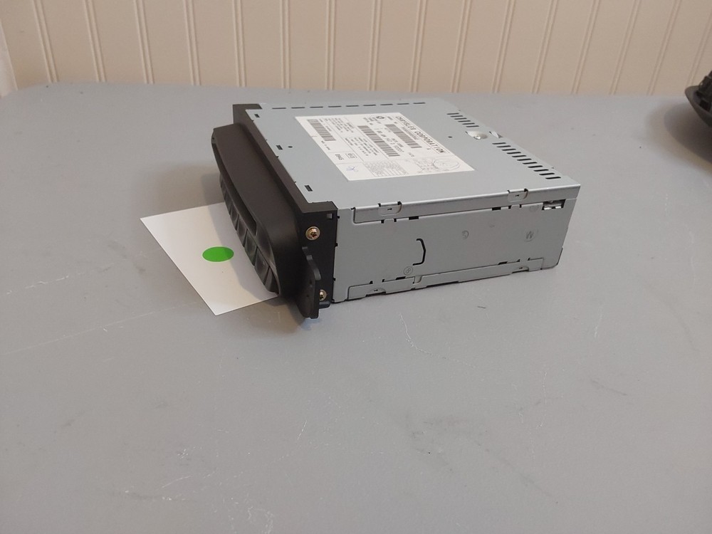 2004 Chrysler 300 CD Changer