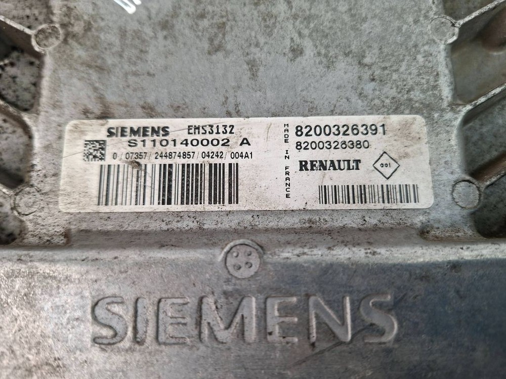 Renault Twingo II 2008 Genuine Engine Control Unit ECU 8200326391