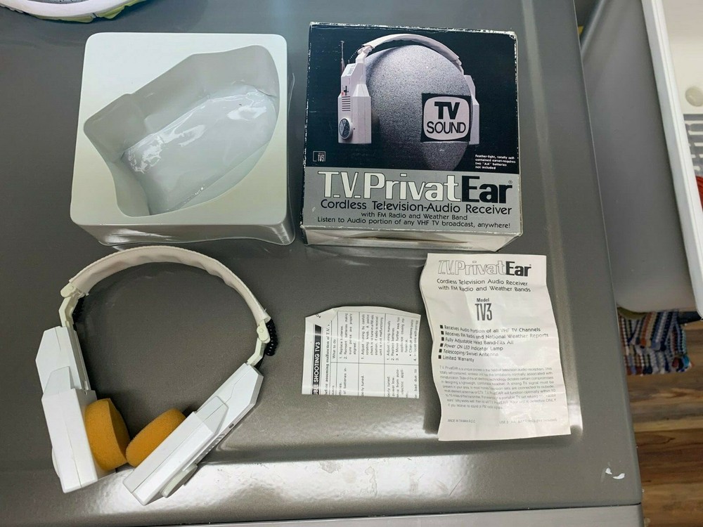 T.V. PrivatEar Cordless Television-Audio Receiver model TV3