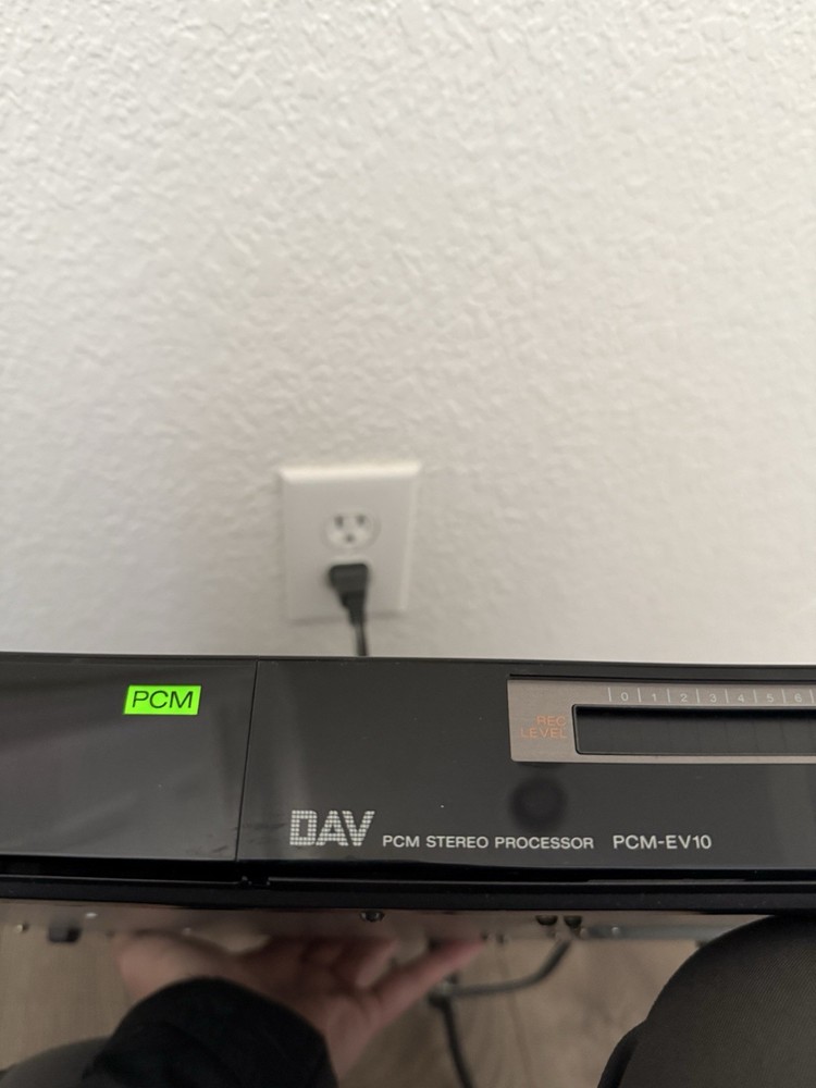 Sony PCM Ev10 Linear PCM Recorder