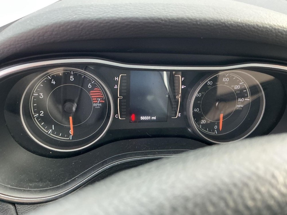 CHEROKEE 2019 Glove Box 4983555